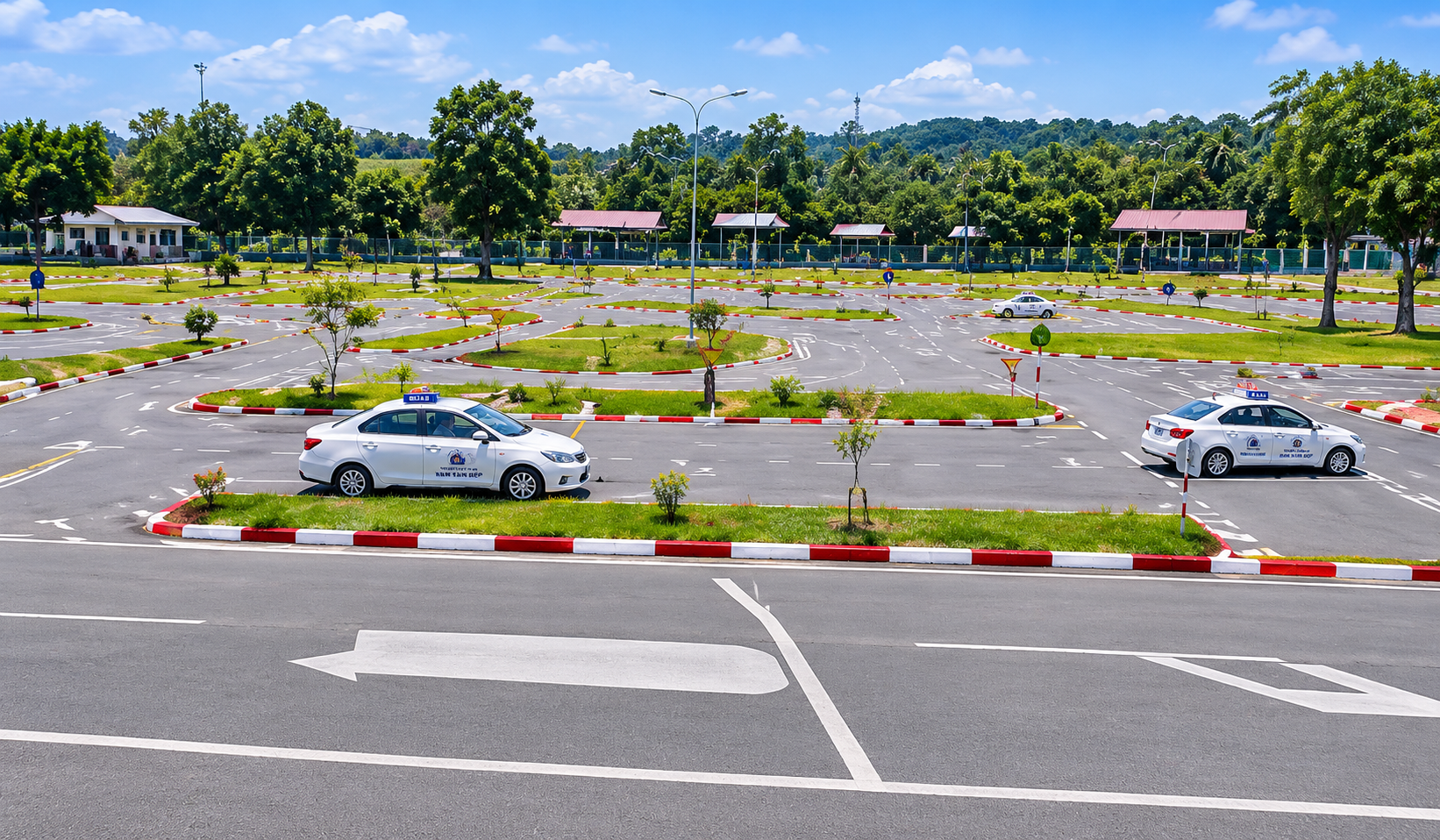 Sân sát hạch lái xe đạt chuẩn